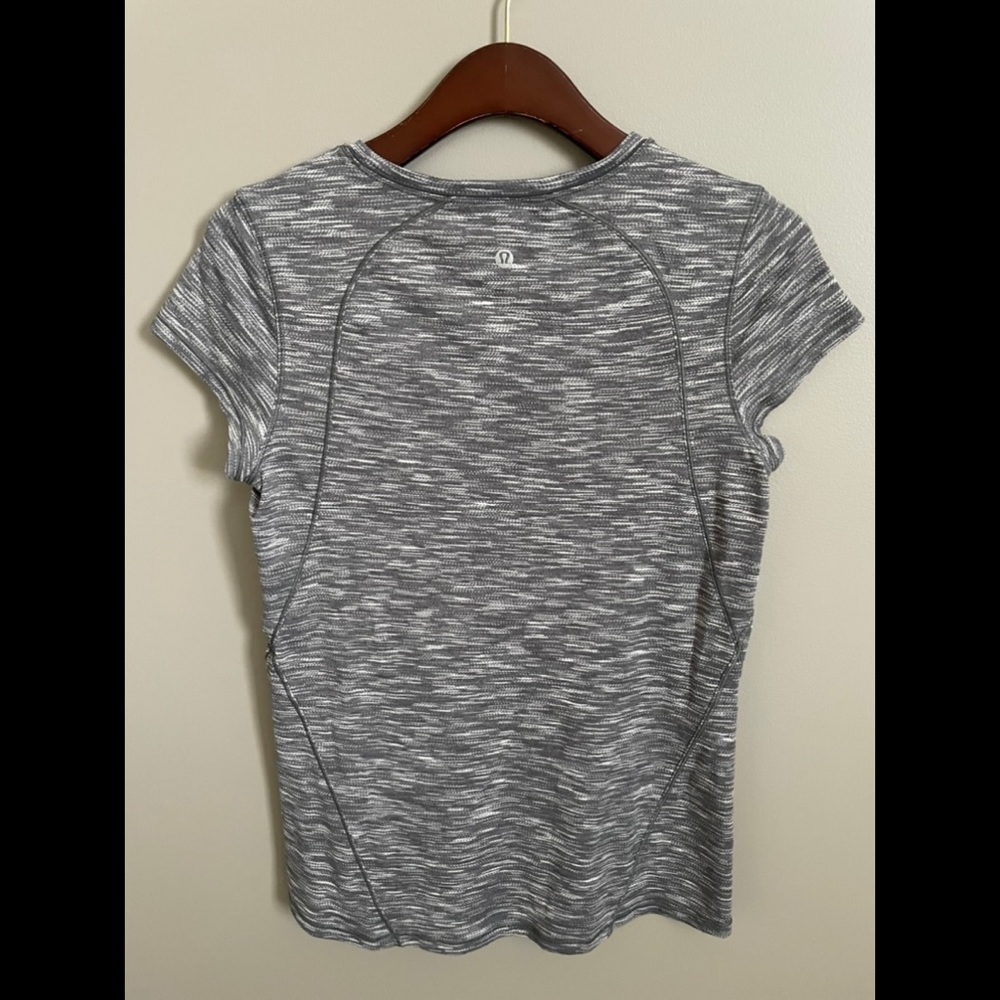 Lululemon Another Mile Short Sleeve 8 - Picture 6 of 7